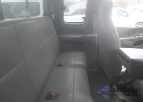 1998 Ford F-150 Lariat/Xl/Xlt z USA, uszkodzony, nr VIN 1FTRX08L9WKA80462